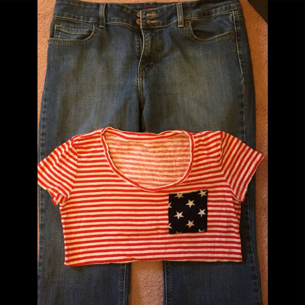 Jeans & a t-shirt